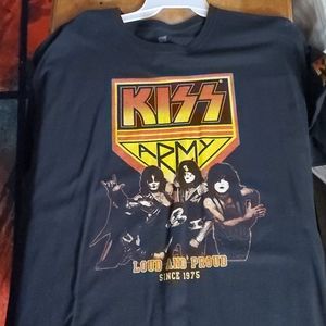 Kiss army tshirt